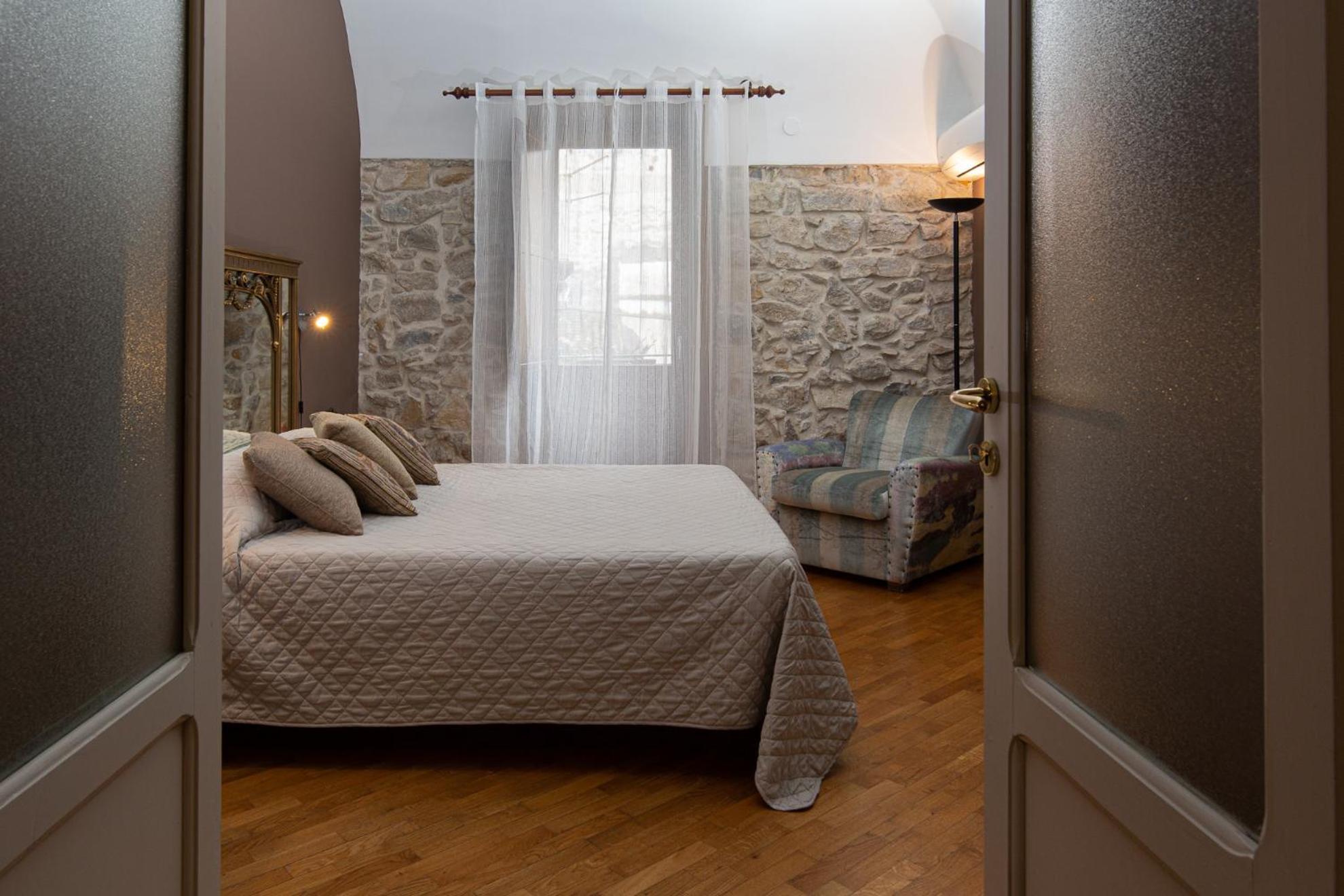 Palazzo Cosentino Bed & Breakfast Caltanissetta Exterior photo